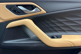 Vehicle Thumbnail 12
