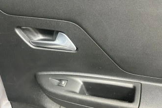 Vehicle Thumbnail 18