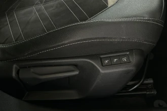Vehicle Thumbnail 22