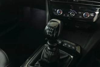 Vehicle Thumbnail 30