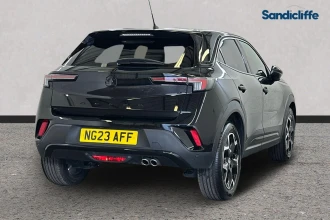 Vehicle Thumbnail 4
