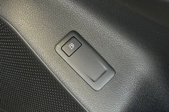 Vehicle Thumbnail 40