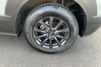 Vehicle Thumbnail 18