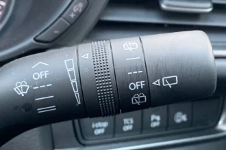Vehicle Thumbnail 32