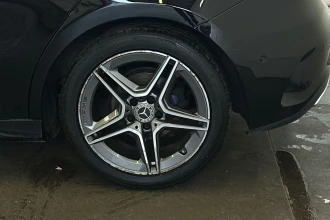 Vehicle Thumbnail 11