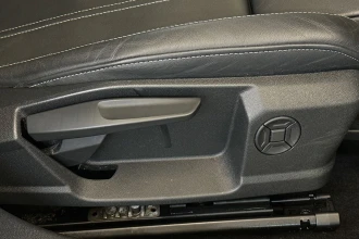 Vehicle Thumbnail 26