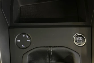 Vehicle Thumbnail 43