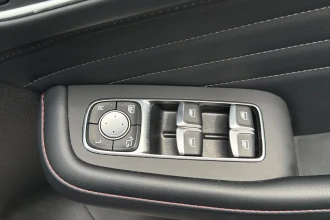 Vehicle Thumbnail 24