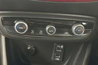 Vehicle Thumbnail 26