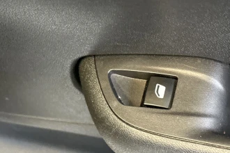 Vehicle Thumbnail 36