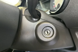 Vehicle Thumbnail 42