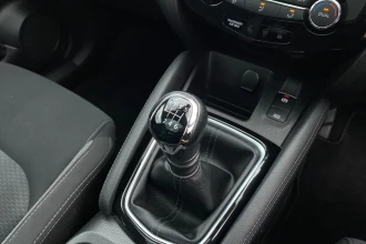 Vehicle Thumbnail 32