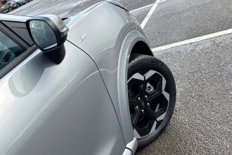 Vehicle Thumbnail 24