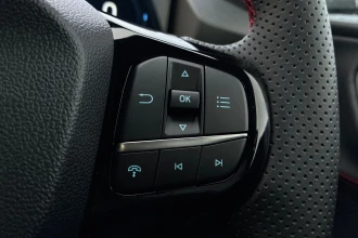 Vehicle Thumbnail 36