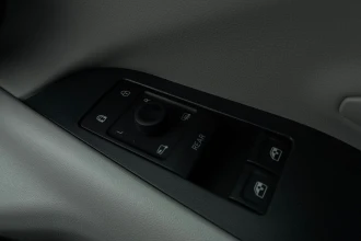 Vehicle Thumbnail 35