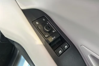 Vehicle Thumbnail 29