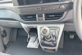 Vehicle Thumbnail 46