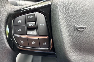 Vehicle Thumbnail 50