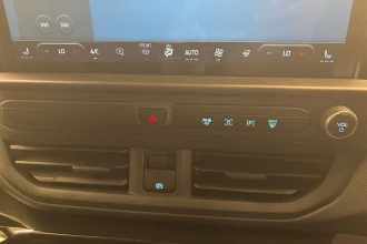 Vehicle Thumbnail 36