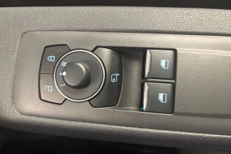 Vehicle Thumbnail 40