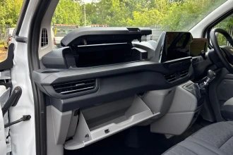 Vehicle Thumbnail 30