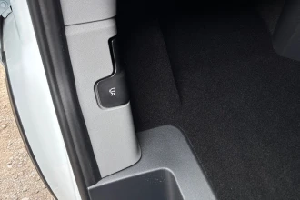 Vehicle Thumbnail 31