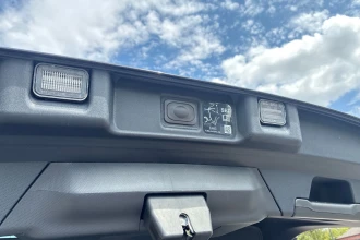 Vehicle Thumbnail 38