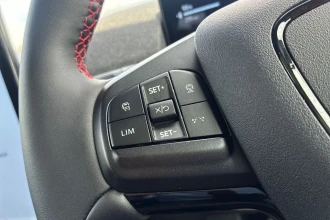 Vehicle Thumbnail 44