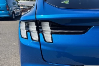 Vehicle Thumbnail 19