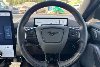 Vehicle Thumbnail 31