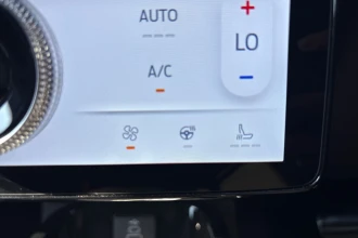 Vehicle Thumbnail 43