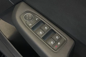 Vehicle Thumbnail 22