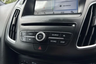 Vehicle Thumbnail 48