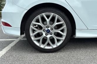 Vehicle Thumbnail 11
