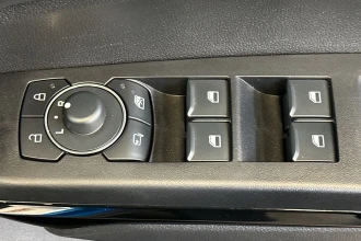 Vehicle Thumbnail 25