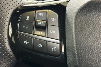Vehicle Thumbnail 28