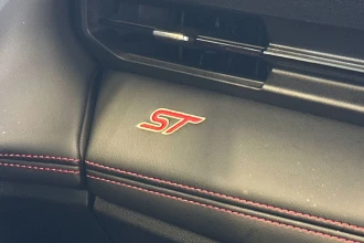 Vehicle Thumbnail 36