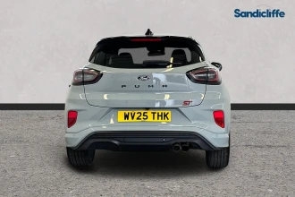 Vehicle Thumbnail 6
