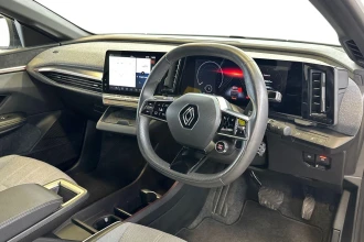 Vehicle Thumbnail 12
