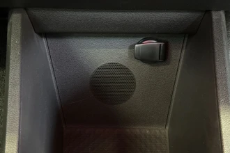 Vehicle Thumbnail 38