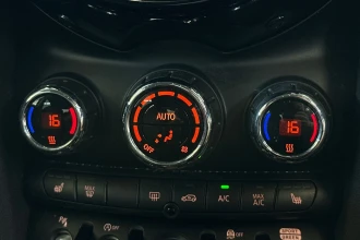 Vehicle Thumbnail 35