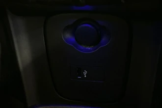 Vehicle Thumbnail 37