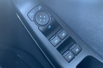 Vehicle Thumbnail 30