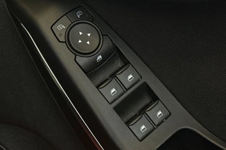 Vehicle Thumbnail 24