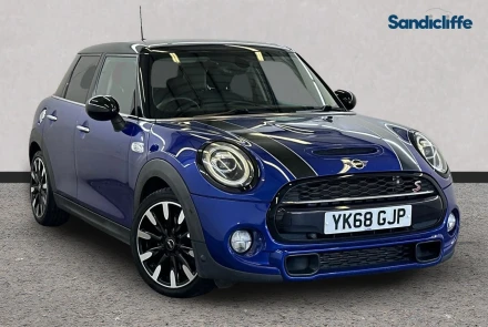 MINI HATCHBACK Listing Image