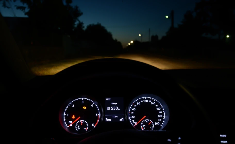 Driving at Night: Top Tips to Stay Safe on the Road