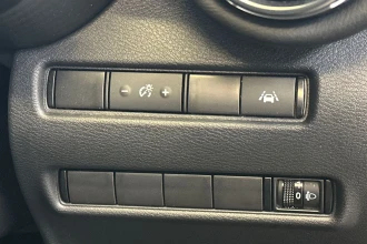 Vehicle Thumbnail 26