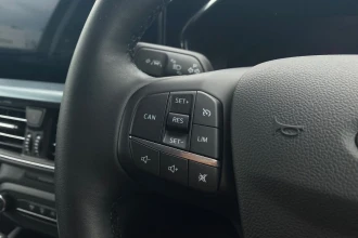 Vehicle Thumbnail 32