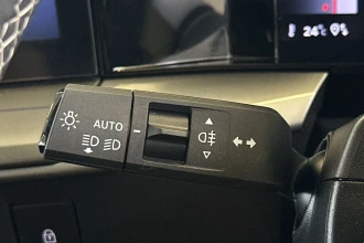 Vehicle Thumbnail 28