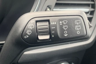 Vehicle Thumbnail 30